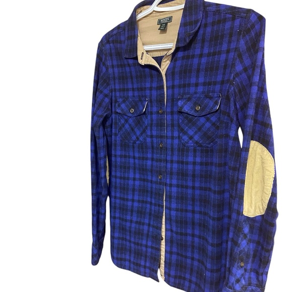 🧿Roots Blue Button Down Top - Picture 1 of 5